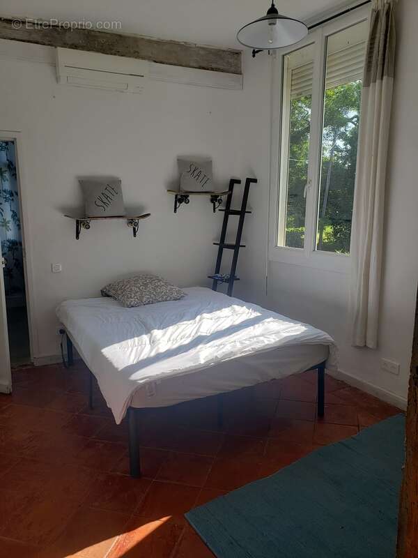 Maison à MONFERRAN-SAVES