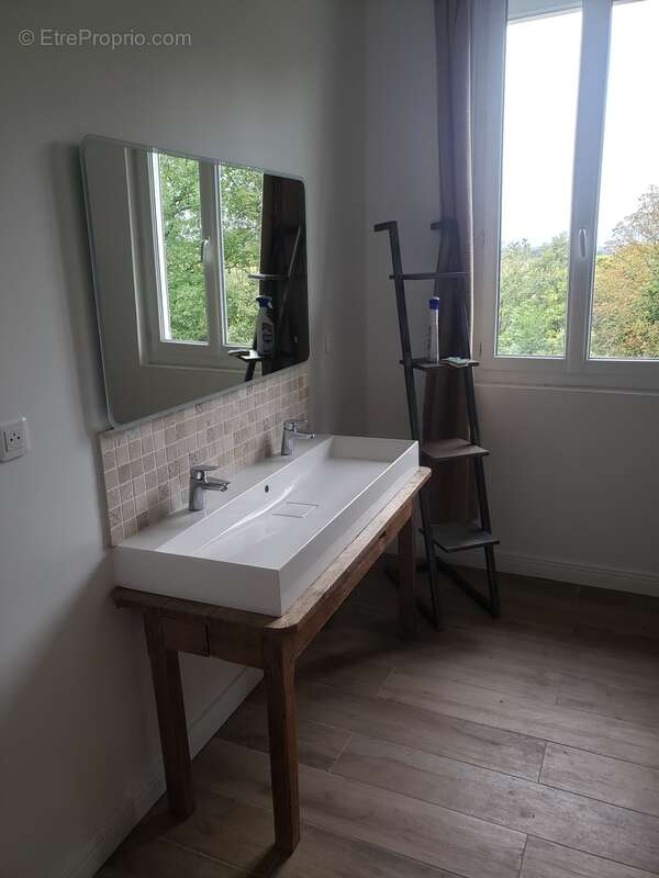 Maison à MONFERRAN-SAVES