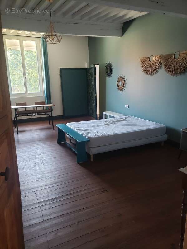 Maison à MONFERRAN-SAVES