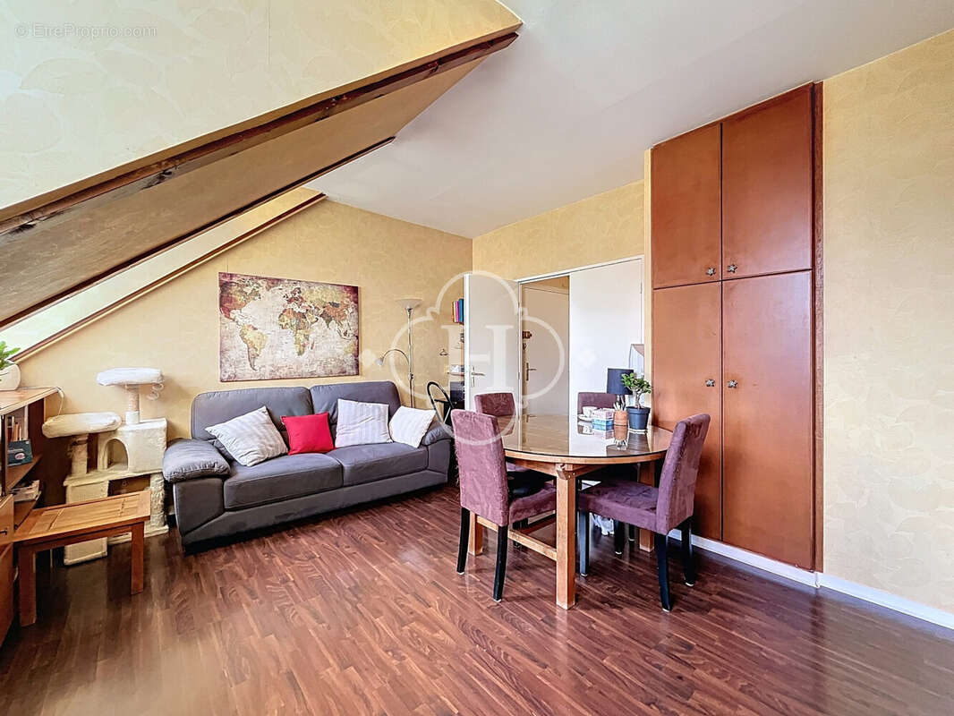 Appartement à THOIRY