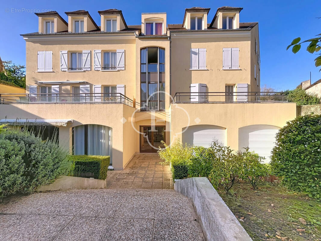 Appartement à THOIRY