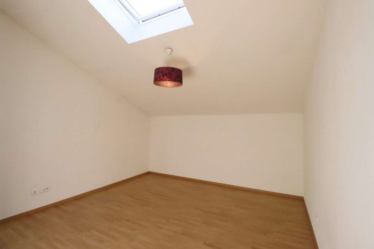 Maison à LA COTE-SAINT-ANDRE