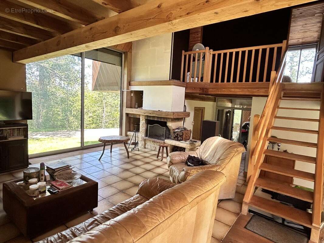 Maison à MONTEMBOEUF