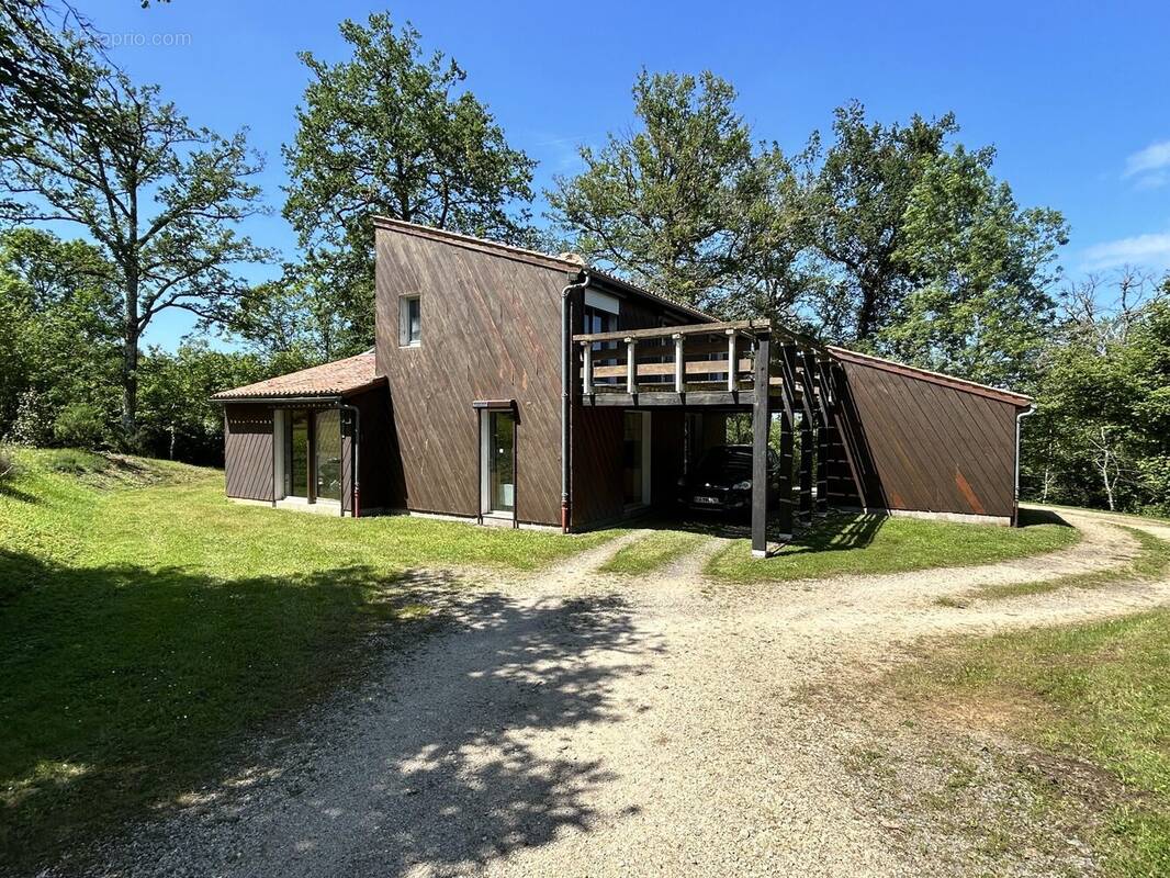 Maison à MONTEMBOEUF