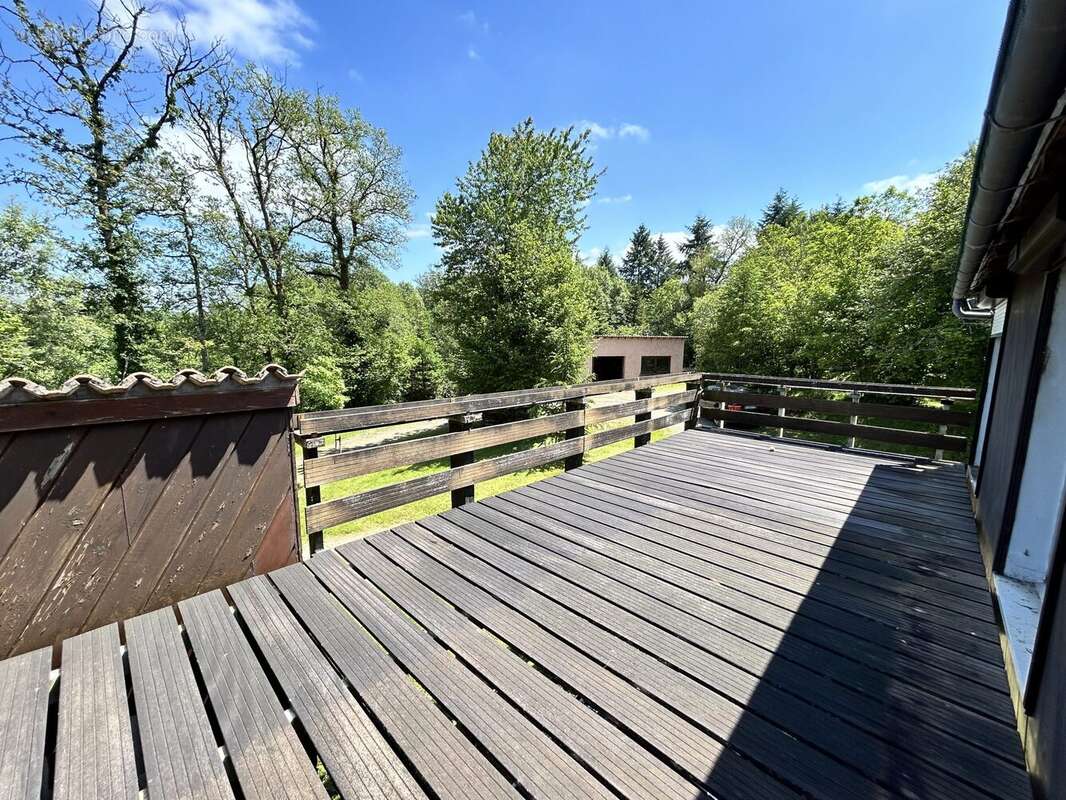 Maison à MONTEMBOEUF