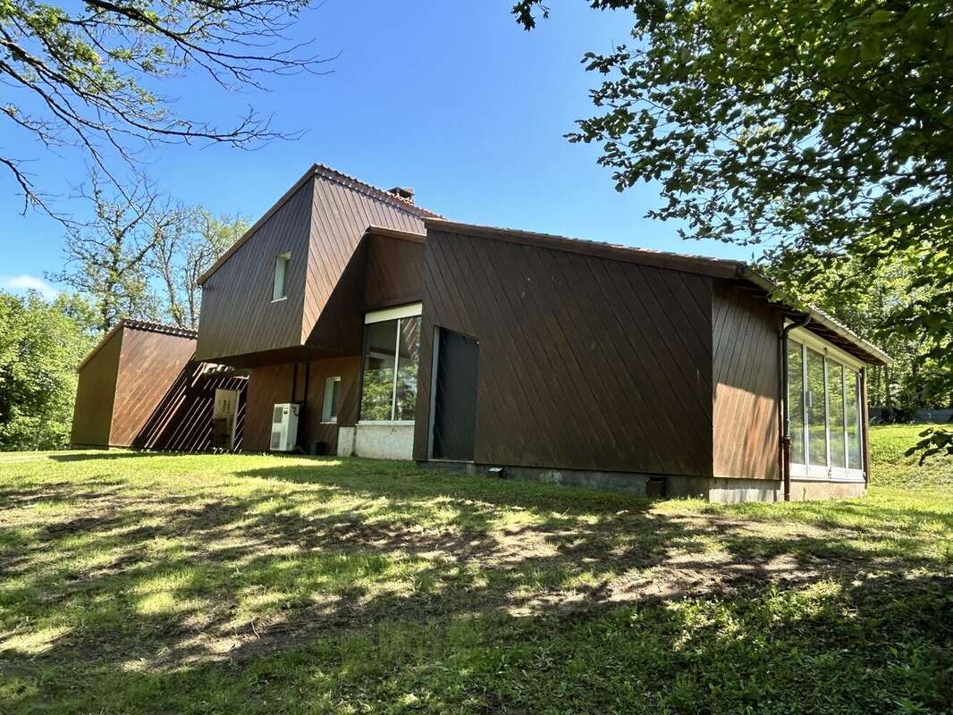 Maison à MONTEMBOEUF