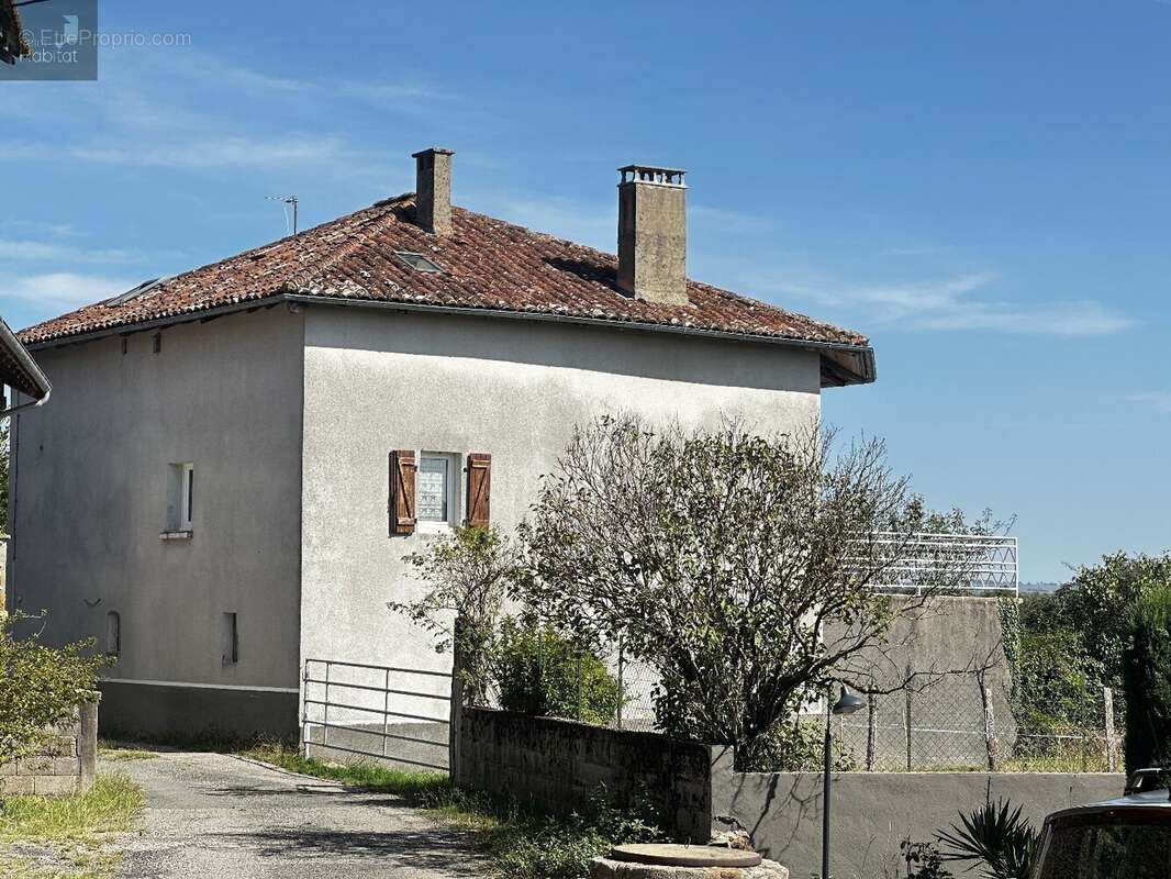 Maison à QUEZAC