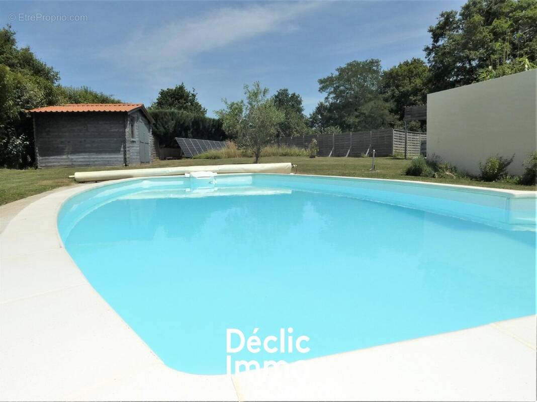 Maison à LES CLOUZEAUX