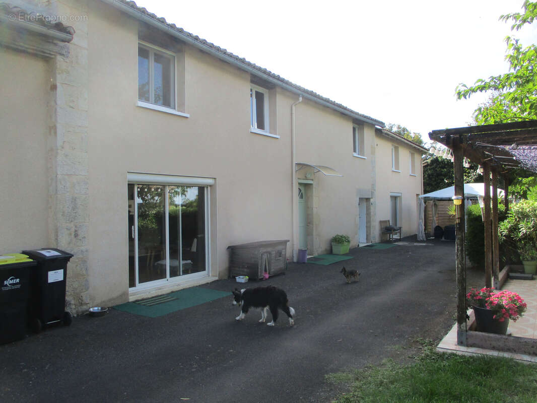 Maison à CEAUX-EN-COUHE