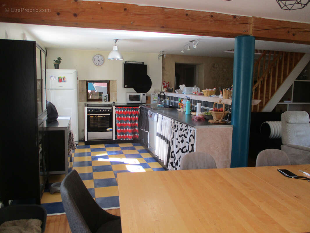 Maison à CEAUX-EN-COUHE