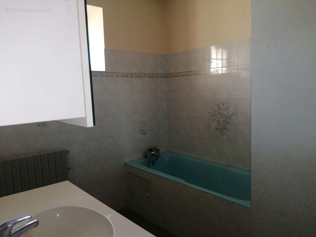 Maison à SAINT-PRIVAT-DES-PRES