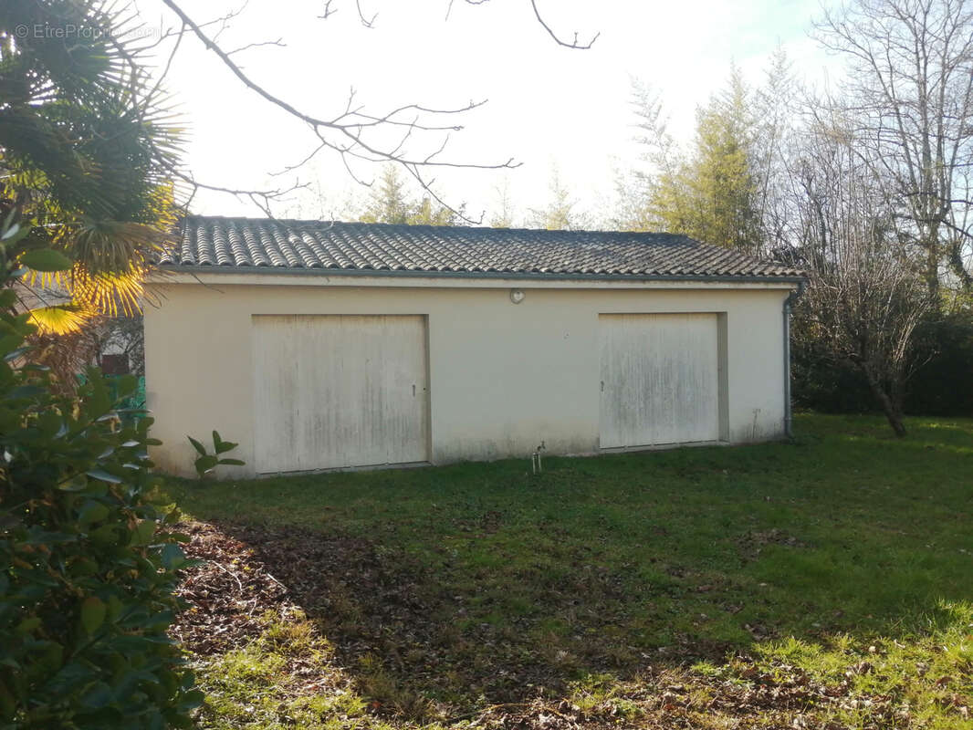 Maison à SAINT-PRIVAT-DES-PRES