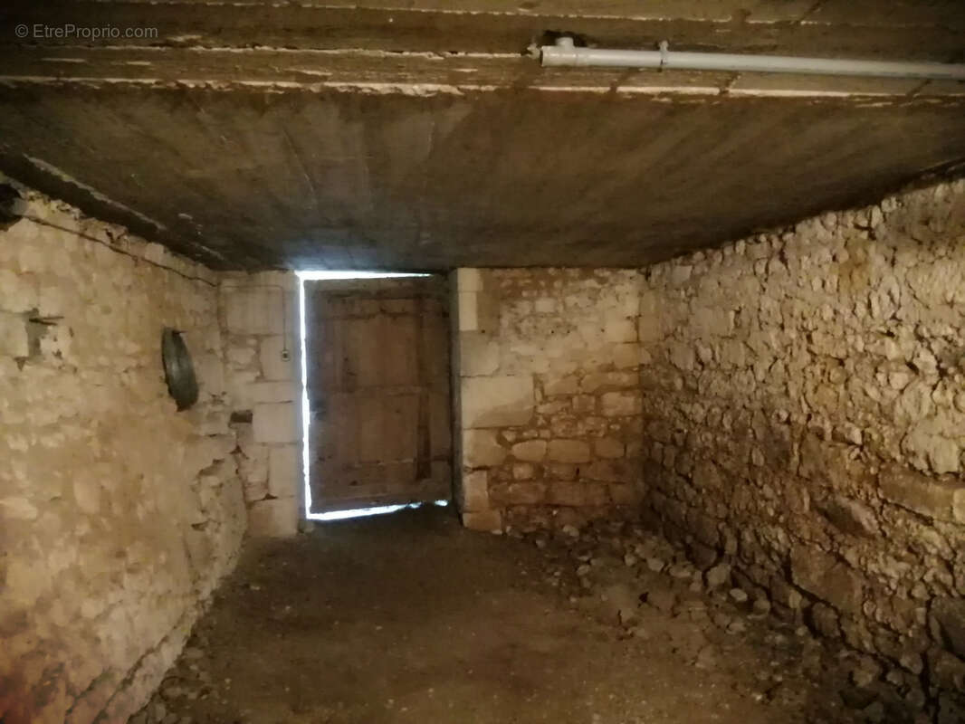 Maison à SAINT-PRIVAT-DES-PRES