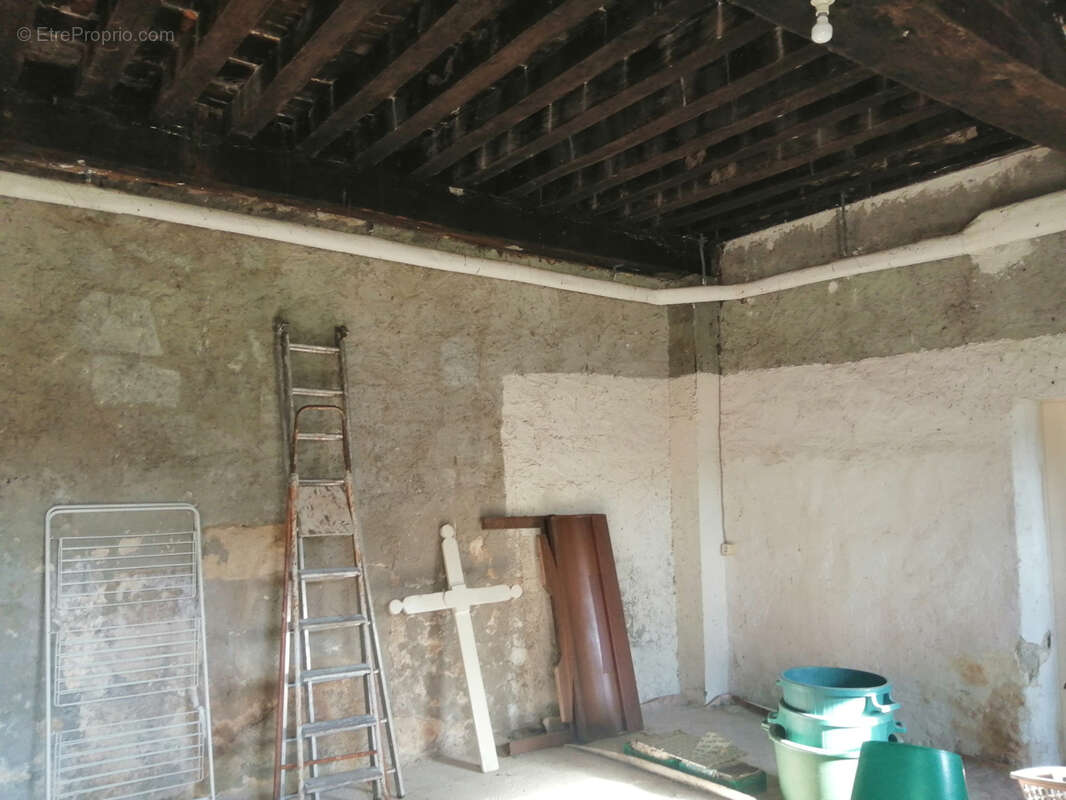 Maison à SAINT-PRIVAT-DES-PRES