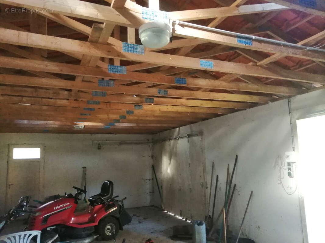 Maison à SAINT-PRIVAT-DES-PRES