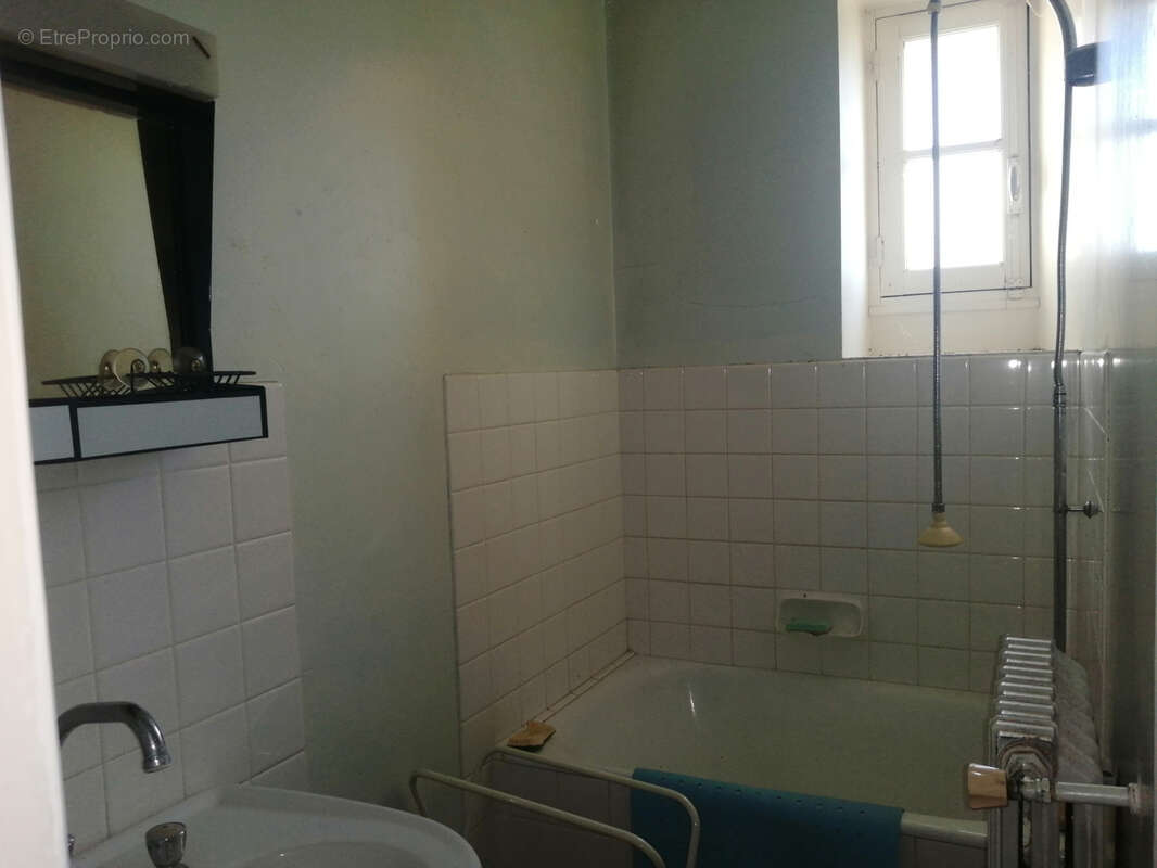 Maison à SAINT-PRIVAT-DES-PRES