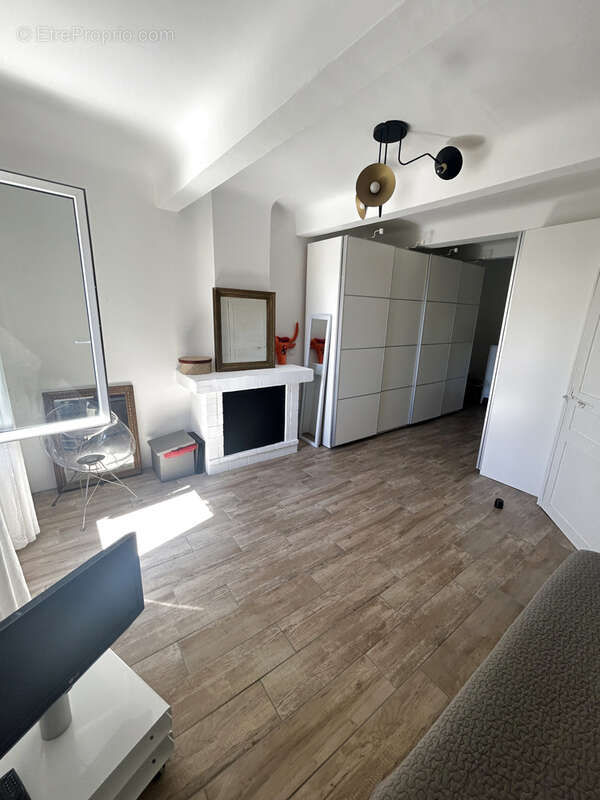 Maison à SIX-FOURS-LES-PLAGES