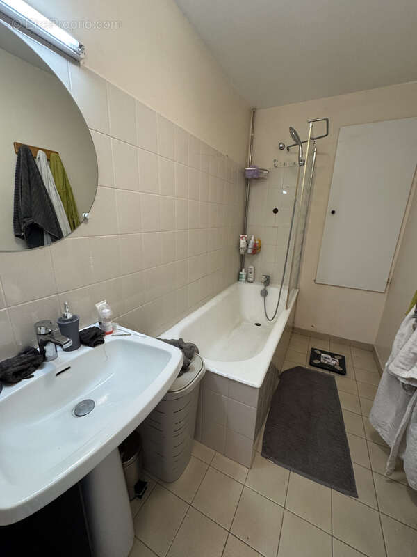 Appartement à SAINT-ROMAIN-LACHALM