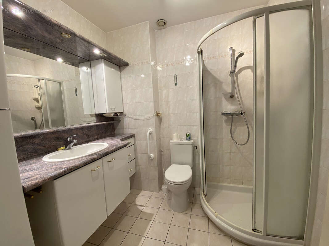 Maison à ONET-LE-CHATEAU