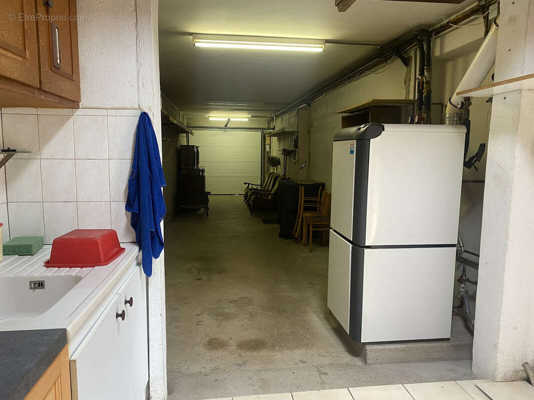 Maison à ONET-LE-CHATEAU