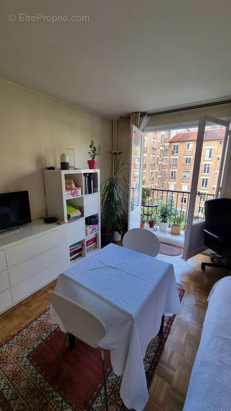 Appartement à PARIS-12E