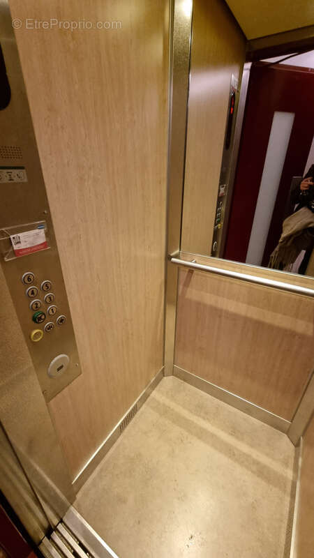 Appartement à PARIS-12E