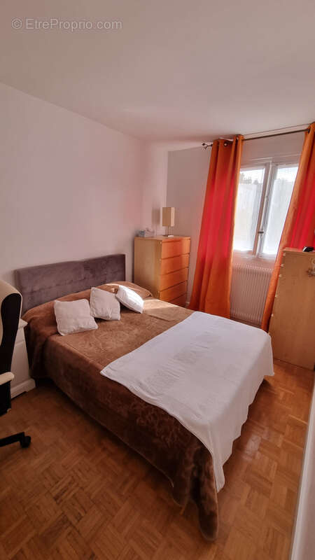 Appartement à PARIS-12E