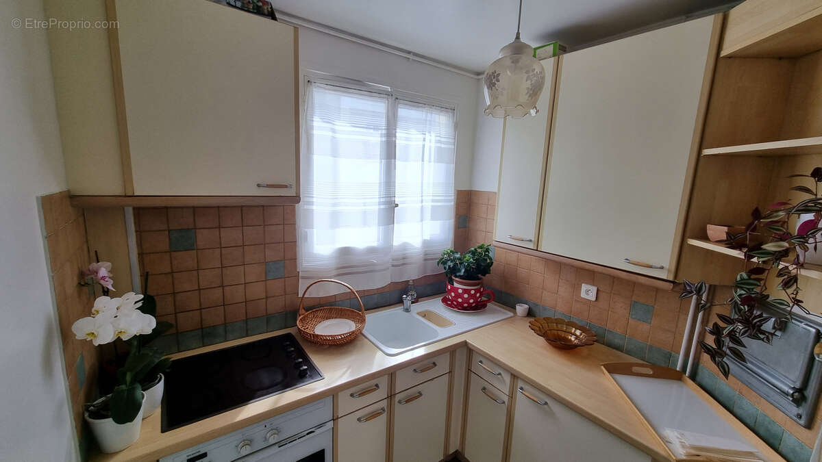 Appartement à PARIS-12E