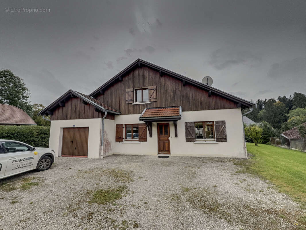 Maison à CERNAY-L&#039;EGLISE