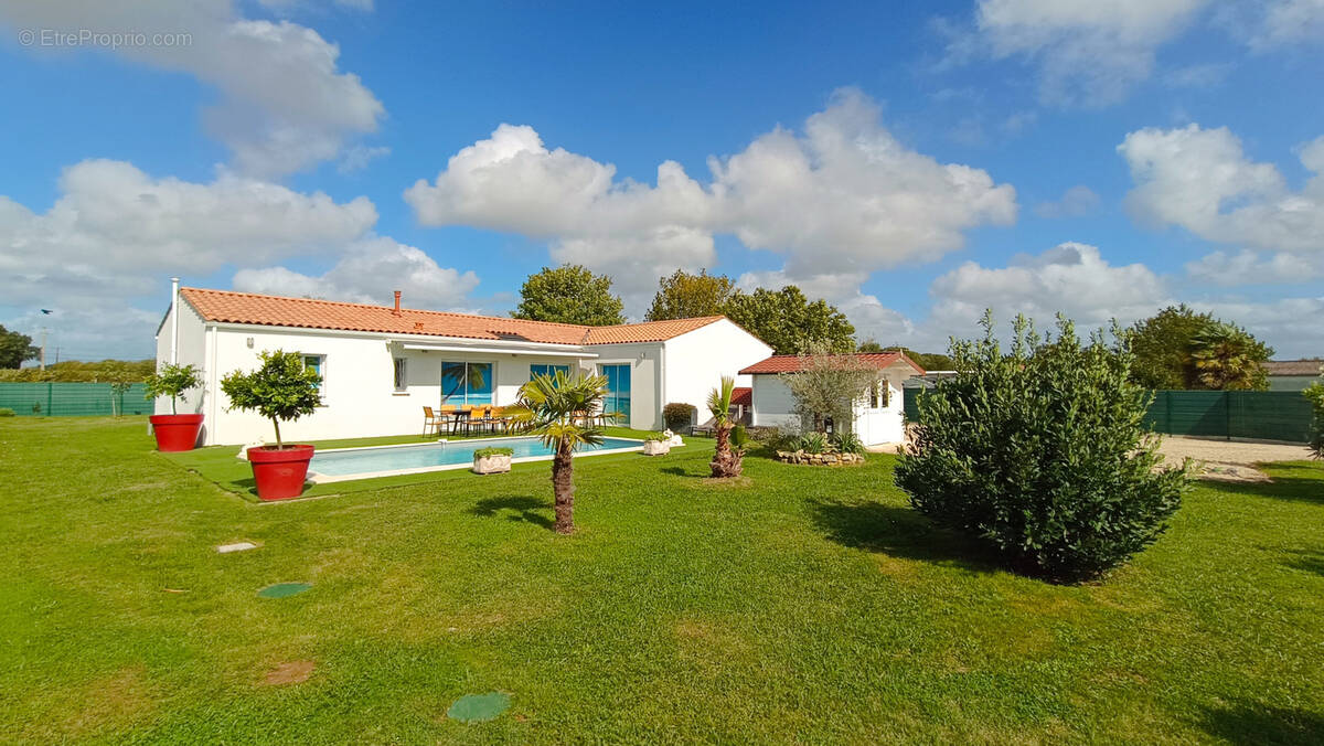 Maison à SAINT-GERMAIN-DU-SEUDRE