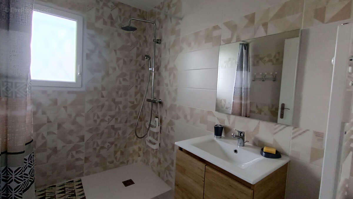 Maison à SAINT-GERMAIN-DU-SEUDRE