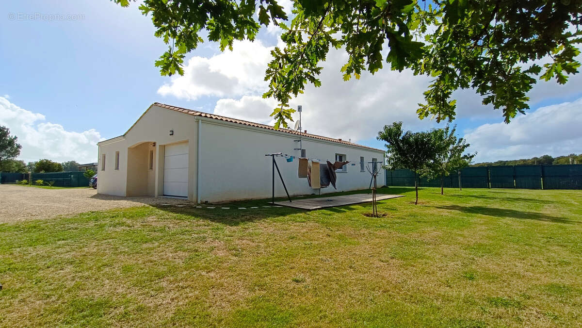 Maison à SAINT-GERMAIN-DU-SEUDRE