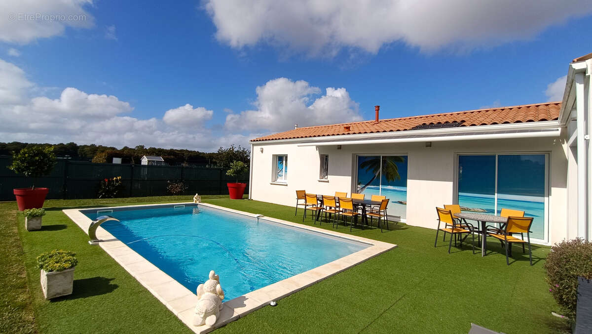 Maison à SAINT-GERMAIN-DU-SEUDRE