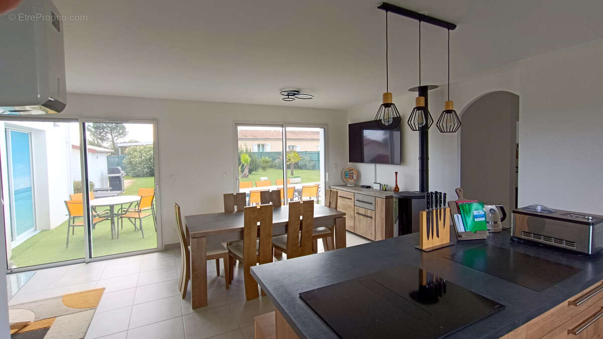 Maison à SAINT-GERMAIN-DU-SEUDRE