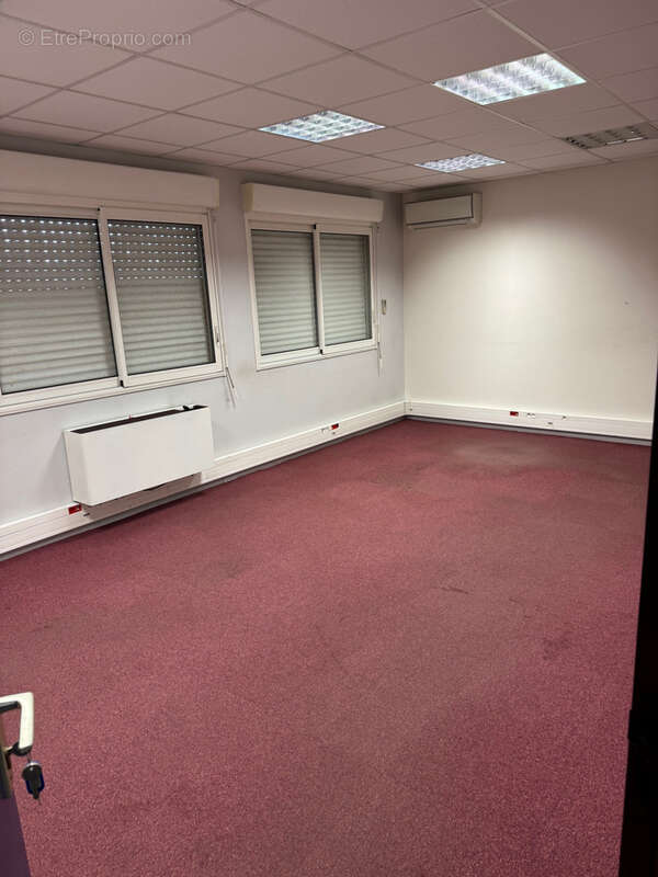 Commerce à SAINT-PAUL-LES-DAX