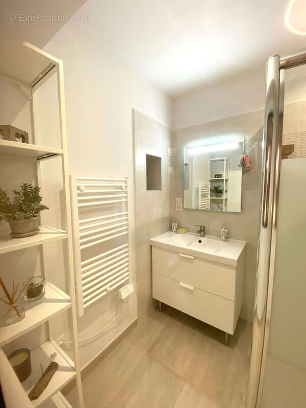 Appartement à L&#039;ISLE-SUR-LA-SORGUE