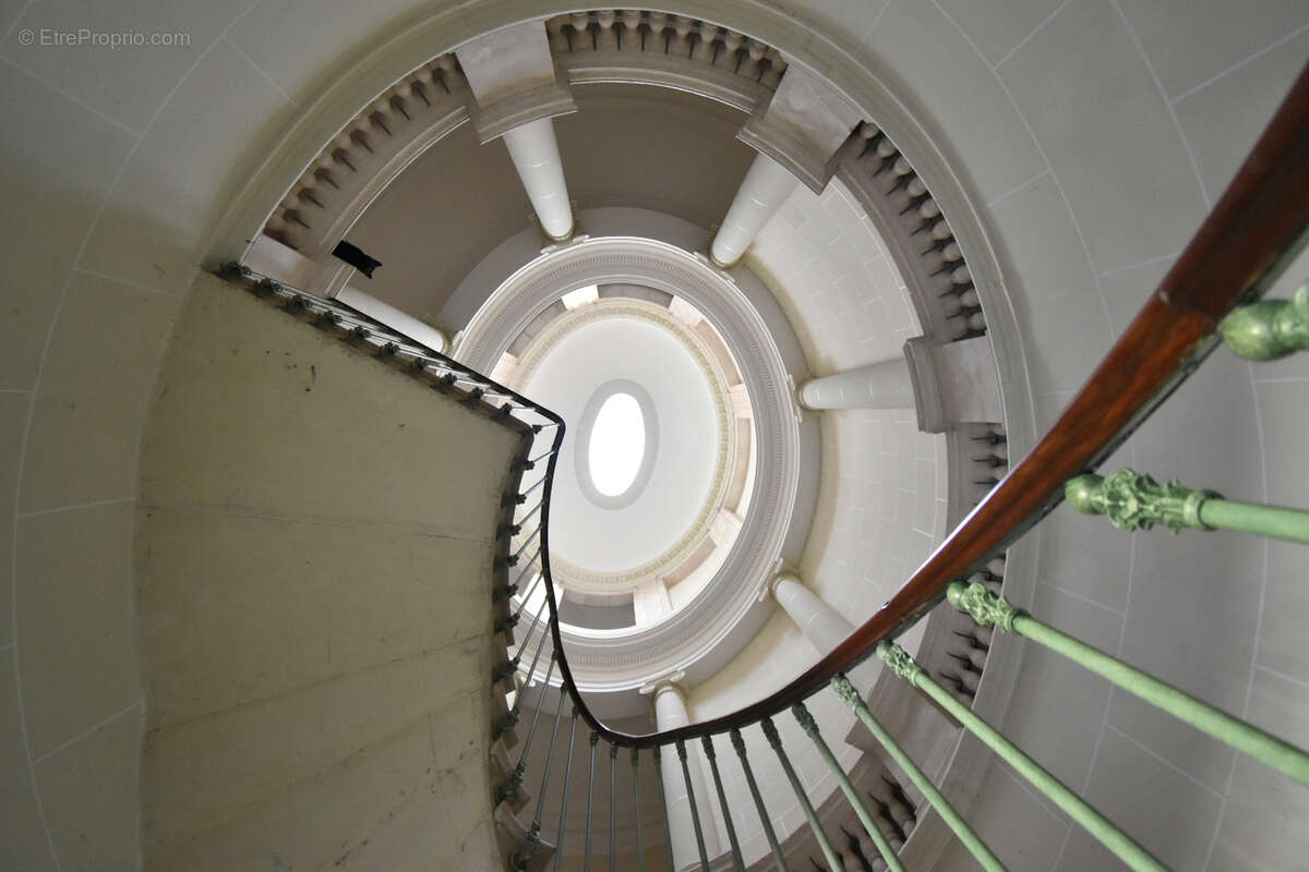 Appartement à LA VARENNE