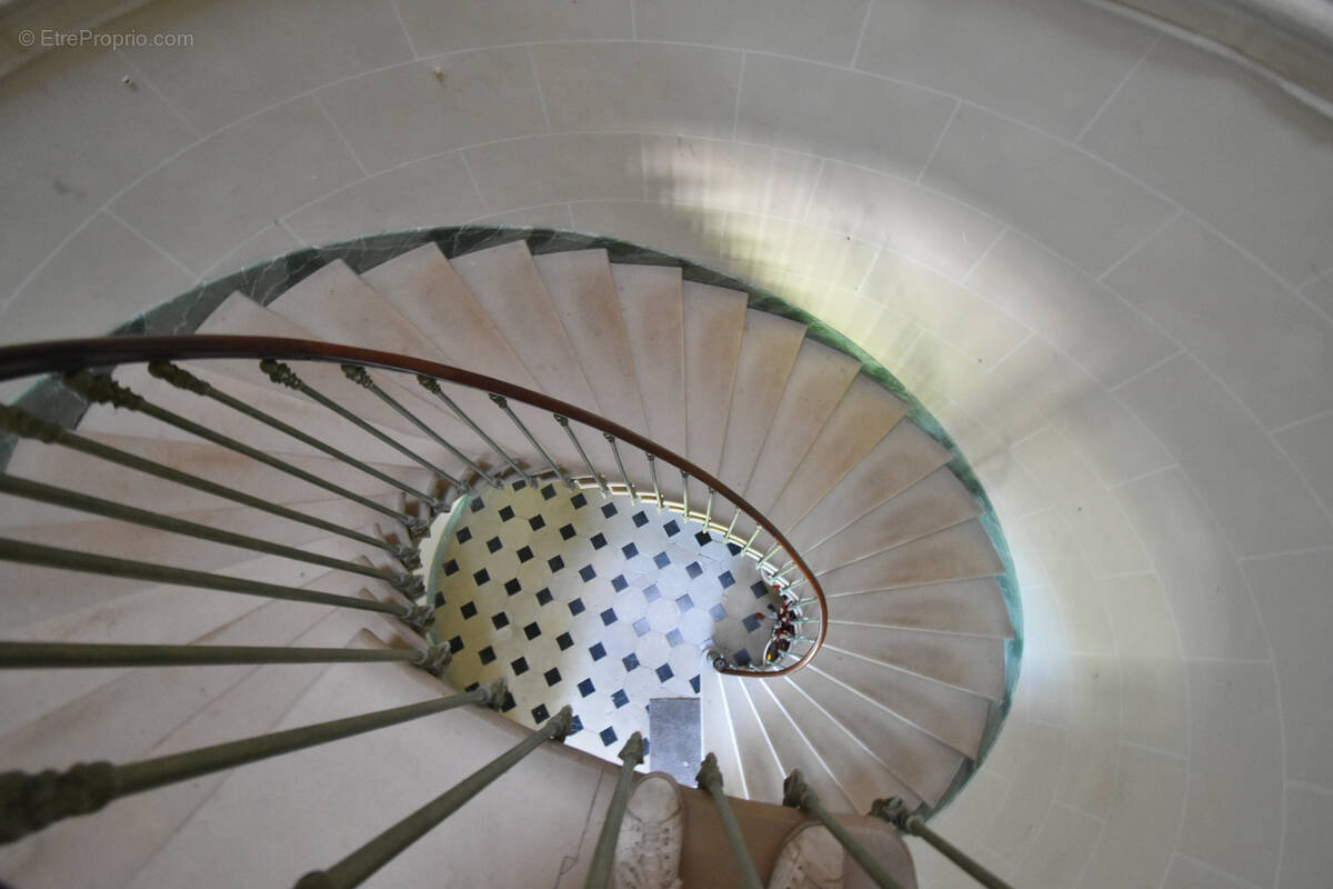 Appartement à LA VARENNE