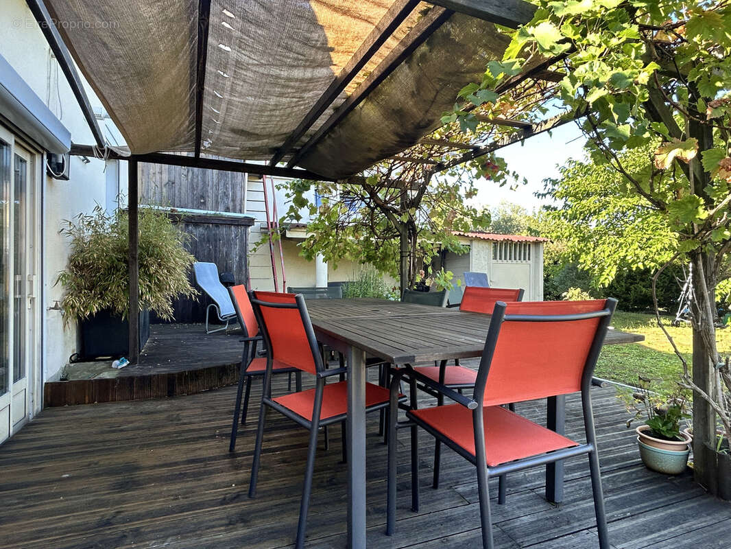 Maison à BARBEZIEUX-SAINT-HILAIRE