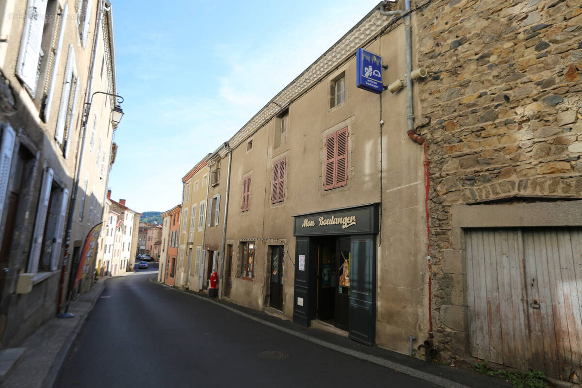 Maison à LAVOUTE-CHILHAC