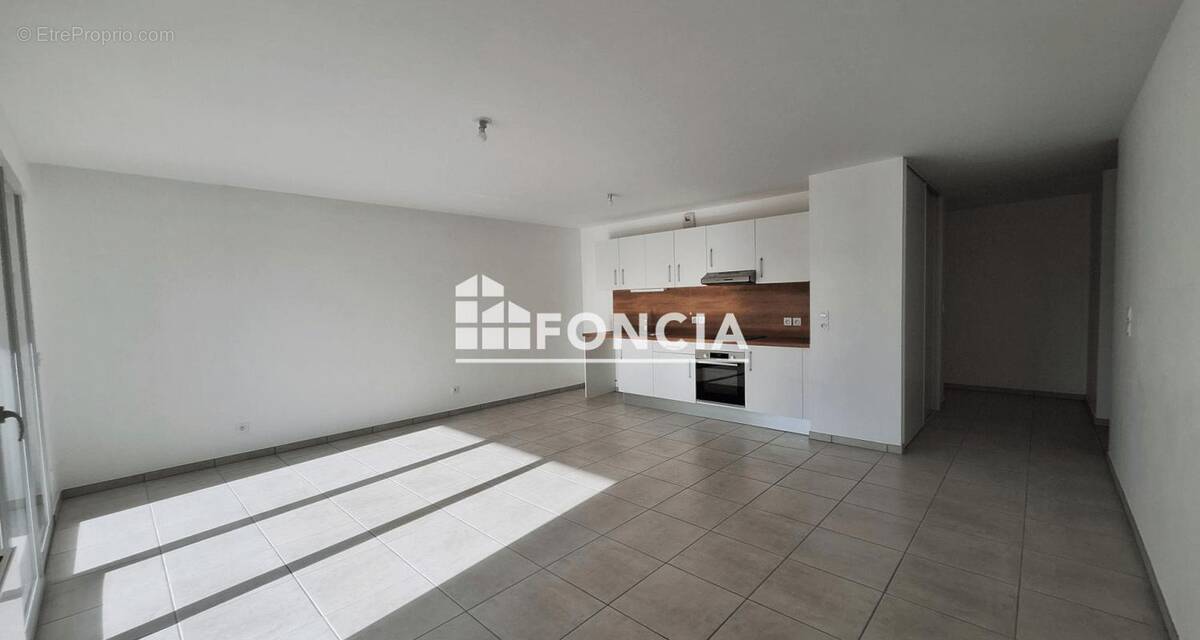 Appartement à SAINT-GENIS-POUILLY