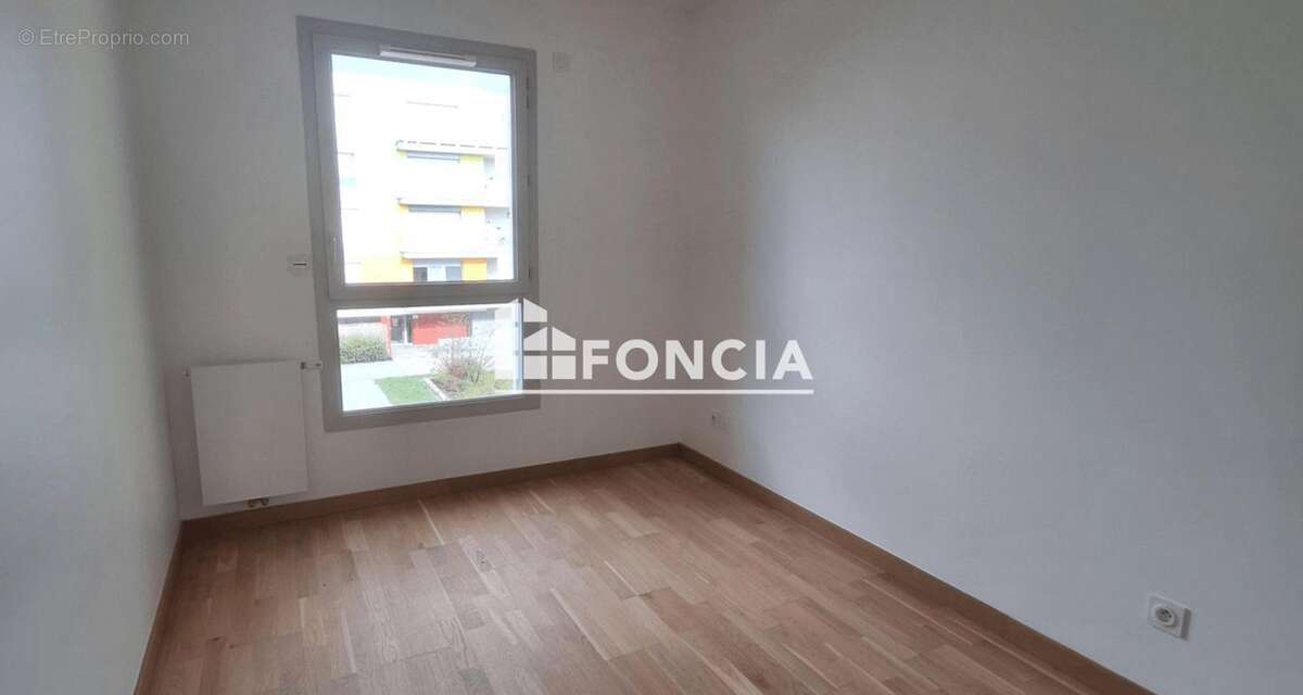 Appartement à SAINT-GENIS-POUILLY