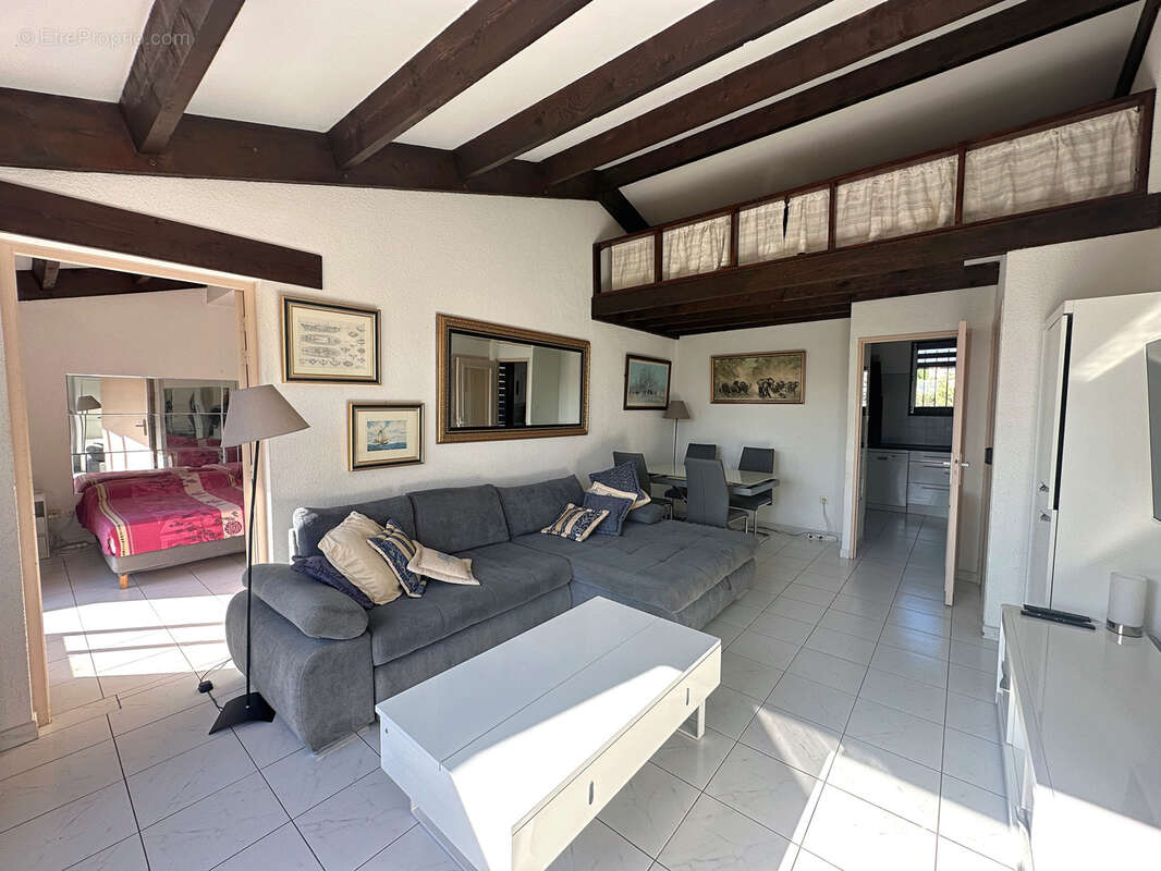 Appartement à SAINT-CYPRIEN