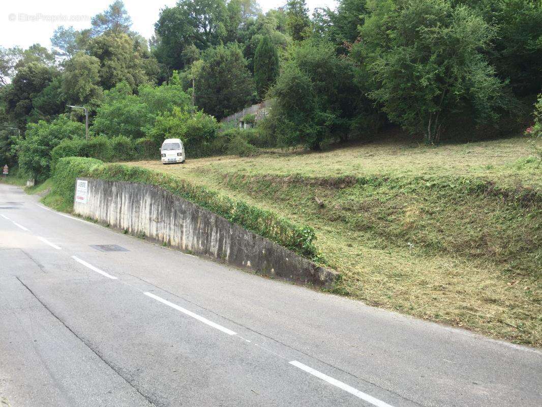 Terrain à LA COLLE-SUR-LOUP