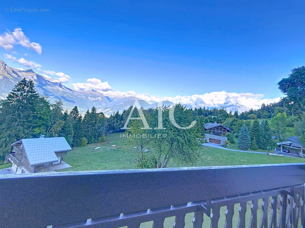 Appartement à COMBLOUX