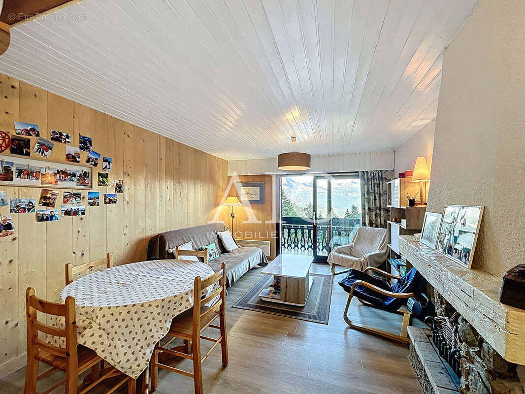 Appartement à COMBLOUX