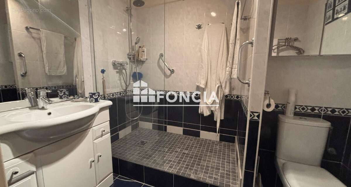 Appartement à LE CANNET