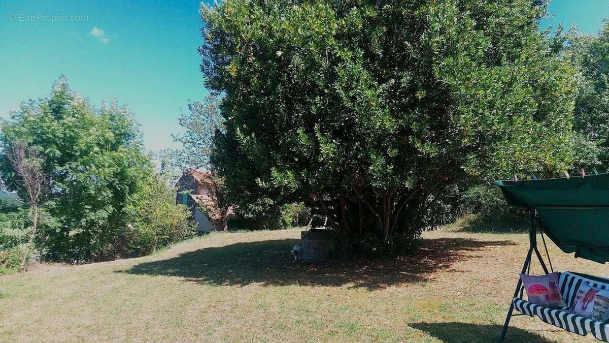 Maison à SAINTE-COLOMBE-SUR-L&#039;HERS