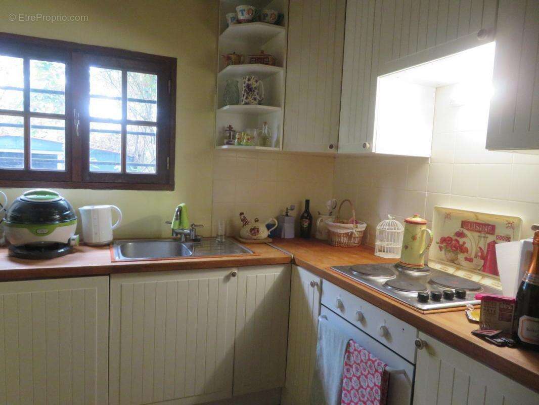 Maison à SAINTE-COLOMBE-SUR-L&#039;HERS