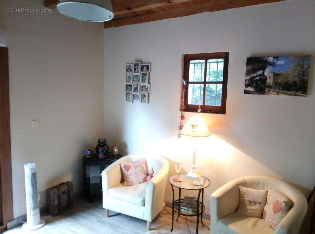 Maison à SAINTE-COLOMBE-SUR-L&#039;HERS